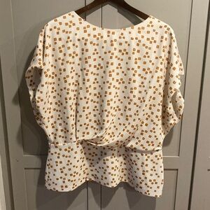 Nejvi MM Lafleur Golden Rod/ Ivory